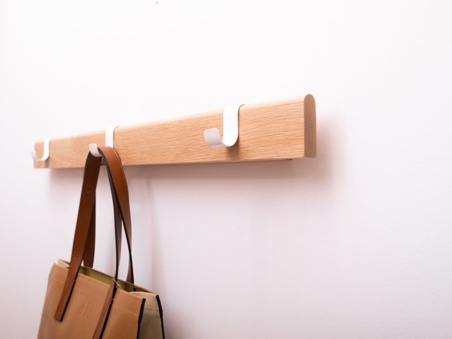 
                  
                    P1 coat rack - Medium format - 32 in
                  
                